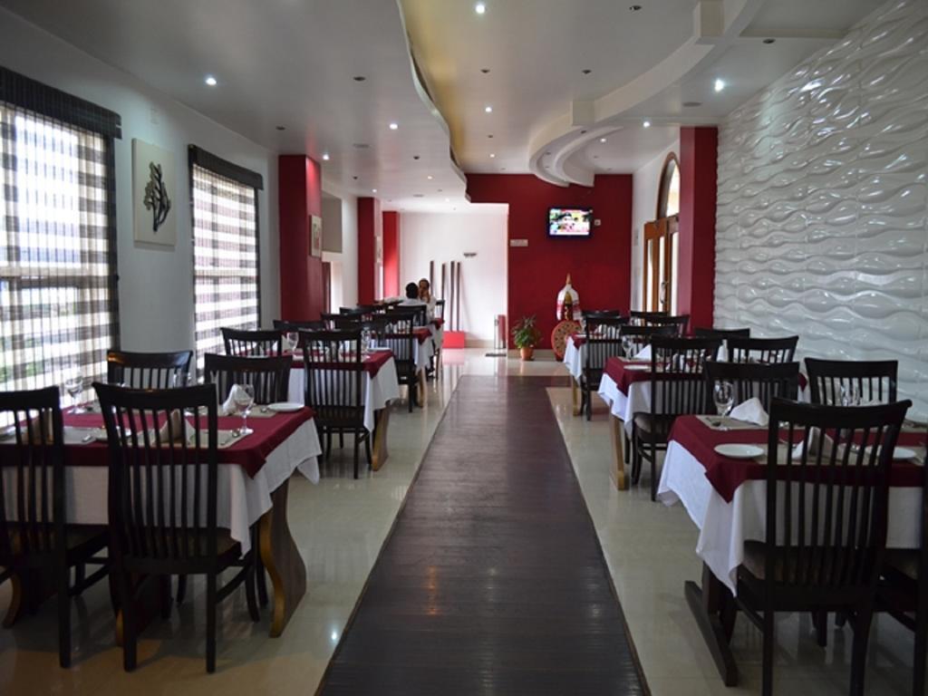 Hotel Rajdhani Regency 古瓦哈提 外观 照片