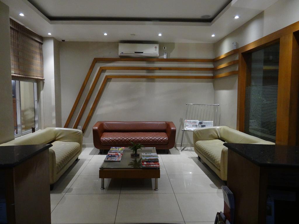 Hotel Rajdhani Regency 古瓦哈提 外观 照片